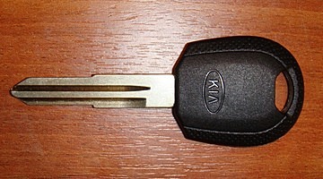  ключ KIA с местом под чип